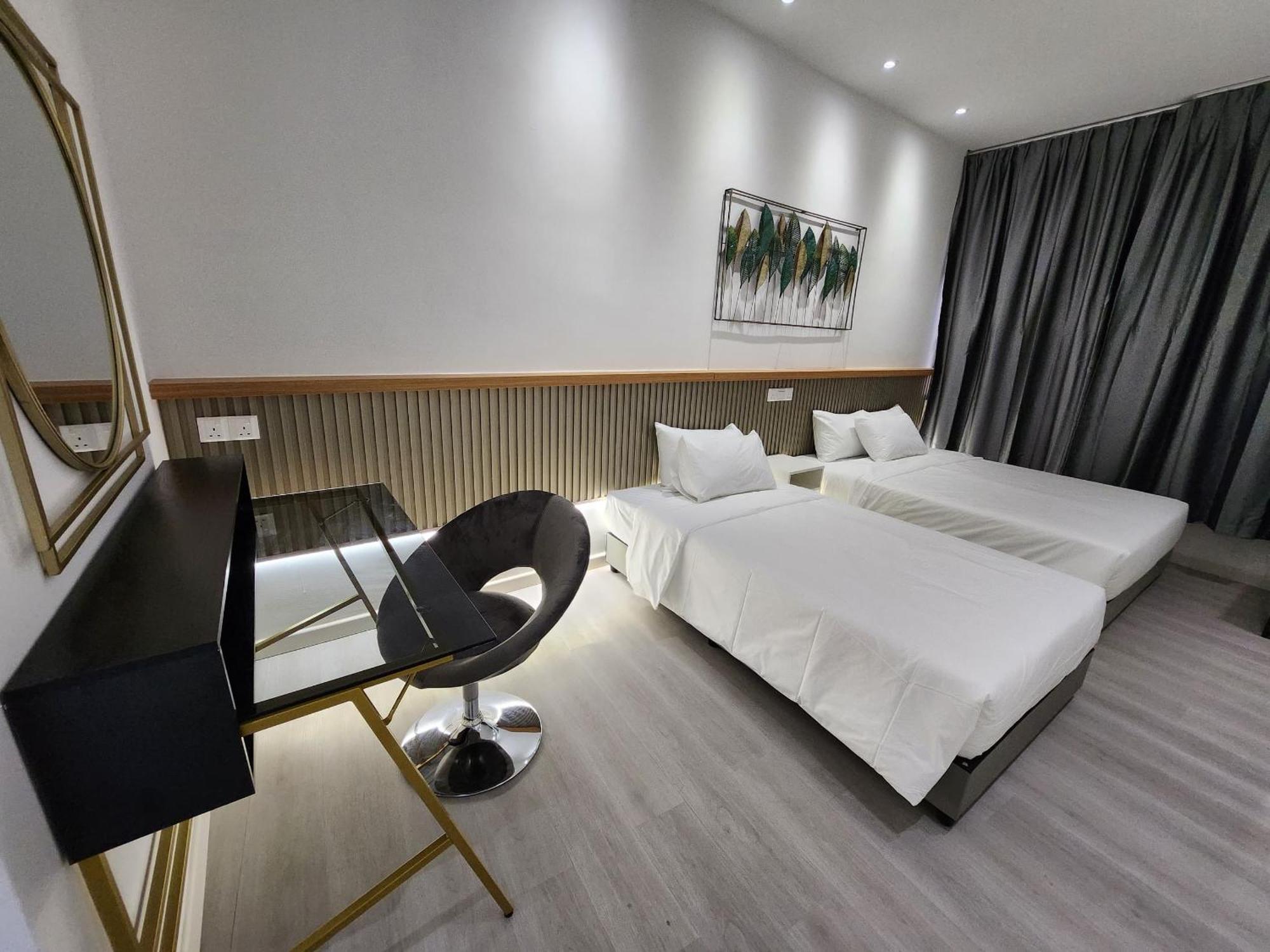 One Point Hotel Kuching Exterior foto