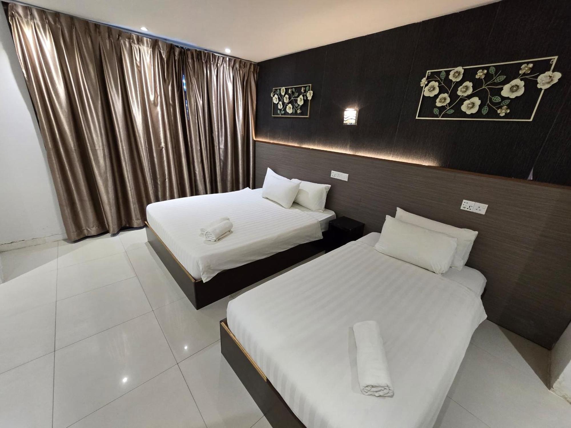 One Point Hotel Kuching Exterior foto
